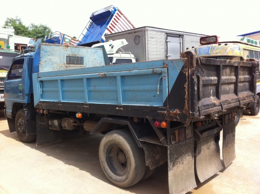 ISUZU NPR ดั้มดิน รถห้างแท้ เครื่อง 4BD1 115 แรงม้า ช่วงล่าง F แอร์เย็น เครื่องดี คัสซีสวย ทะเบียนพร้อมโอน