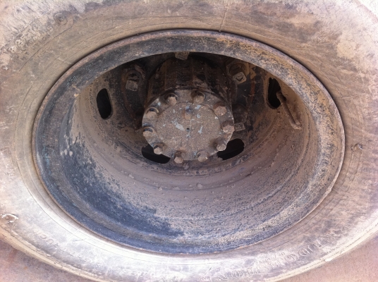 ISUZU NPR ดั้มดิน รถห้างแท้ เครื่อง 4BD1 115 แรงม้า ช่วงล่าง F แอร์เย็น เครื่องดี คัสซีสวย ทะเบียนพร้อมโอน