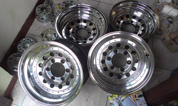 ขายล้อลายหยดน้ำถูกๆ