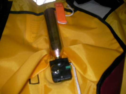 ชูชีพ ใช้แก๊สCO2 ราคาถูก ชูชีพ ใช้แก๊สCO2 ราคาถูก