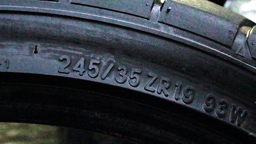 ยางนิดโตะ