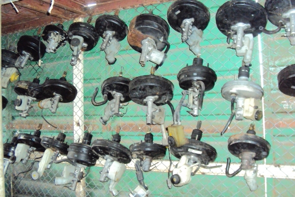 ขายหม้อลมเบรกรถยนต์ มีให้เลือกเกือบทุกรุ่น ราคาถูก ขายหม้อลมเบรกรถยนต์ มีให้เลือกเกือบทุกรุ่น ราคาถูก