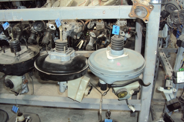 ขายหม้อลมเบรกรถยนต์ มีให้เลือกเกือบทุกรุ่น ราคาถูก ขายหม้อลมเบรกรถยนต์ มีให้เลือกเกือบทุกรุ่น ราคาถูก