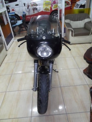 +++++ ขาย SR400 cafe แต่งเต็มของจริงทั้งคัน อินวอย+สพม 69000 อยู่ ชม. +++++