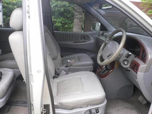 ขายรถ KIA CARNIVAL 2.4 GS สีเทา เกียร์ออโต้ ปี 2003 รถพร้อมใช้