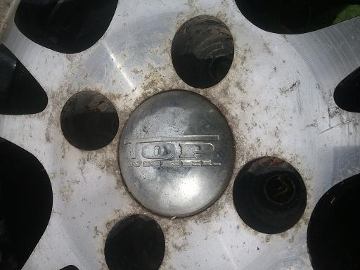 ขายล้อแม็กสวยๆถูกไม่คดไม่คุ้ง แต่สีไม่ข้อยสวย 4/100