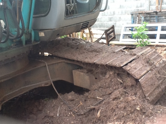 ขายด่วน Kobelco sk 200 markvทะเบียนพร้อมโอน ขายด่วน Kobelco sk 200 markvทะเบียนพร้อมโอน