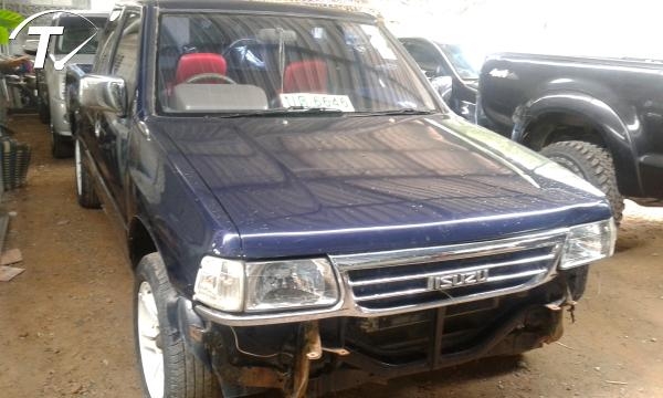 ขายอีซูซุปี1991 ISUZU, 2.5 SL SPACECABสวยเดิมดูดีราคาไม่แรง