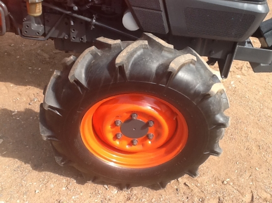 คูโบต้า L3408 4 WD 2 เพลา ตัวเปล่า ทำงาน 1280 ชั่วโมง