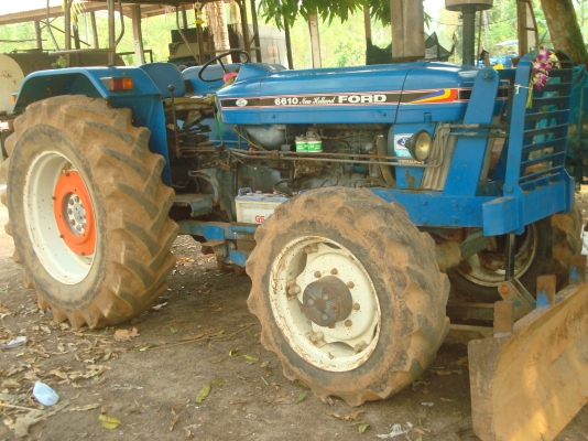 ขายรถไถ FORD 6610 2 เพลา ขายรถไถ FORD 6610 2 เพลา