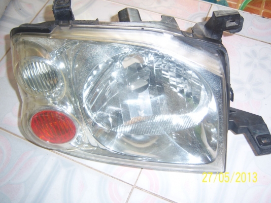 ขายตาไฟหน้าขวา ฟรอนเทียร์