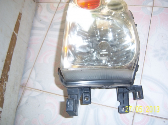 ขายตาไฟหน้าขวา ฟรอนเทียร์