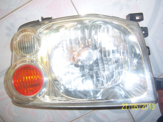 ขายตาไฟหน้าขวา ฟรอนเทียร์