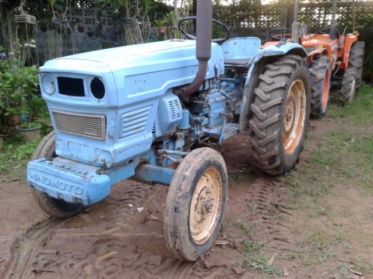 ขายรถไถ Hinomoto E25  เพลาเดียว ขนาด 25แรง(อ.แกลง จ.ระยอง)