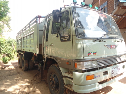 ขาย10ล้อ 3M 240แรงม้า ขายดาว 650000 บาท ขาย10ล้อ 3M 240แรงม้า ขายดาว 650000 บาท