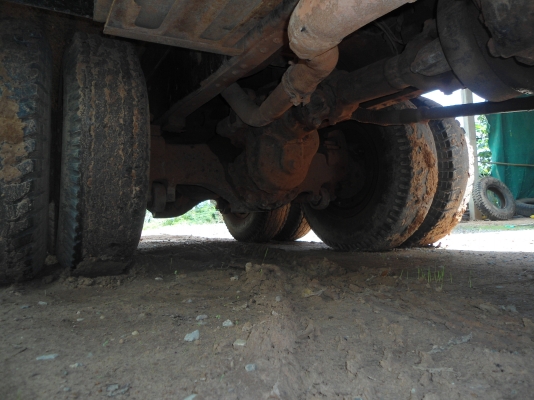 ขาย10ล้อ 3M 240แรงม้า ขายดาว 650000 บาท ขาย10ล้อ 3M 240แรงม้า ขายดาว 650000 บาท