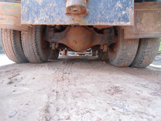 ขาย10ล้อ 3M 240แรงม้า ขายดาว 650000 บาท ขาย10ล้อ 3M 240แรงม้า ขายดาว 650000 บาท