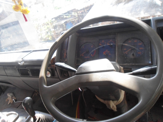 ขาย10ล้อ 3M 240แรงม้า ขายดาว 650000 บาท ขาย10ล้อ 3M 240แรงม้า ขายดาว 650000 บาท