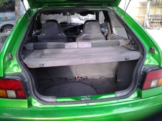 ขายรถฟอร์ด 4 ประตูเล็ก ปี95 เครื่อง 1300 CC ทะเบียนไม่ขาด เอกสารพร้อมโอน ขาย 30,000 บาท