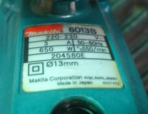 ขายสว่านไฟฟ้ารอบช้า makita 13mm. รุ่น 6013 B (620w.)