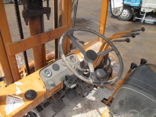 ขายโพลค์ลิฟท์ ถูกสุดสุด  KOMATSU 3.5 ตัน