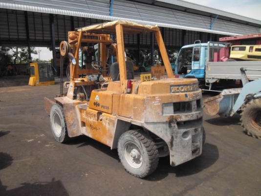 ขายโพลค์ลิฟท์ ถูกสุดสุด  KOMATSU 3.5 ตัน