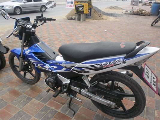 sonic125ตัวใหม่สตาร์ทมือปี48รถบ้านเครื่องดีสีสวยเล่มพร้อม/โอนลอย