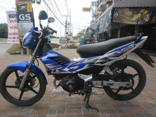 sonic125ตัวใหม่สตาร์ทมือปี48รถบ้านเครื่องดีสีสวยเล่มพร้อม/โอนลอย