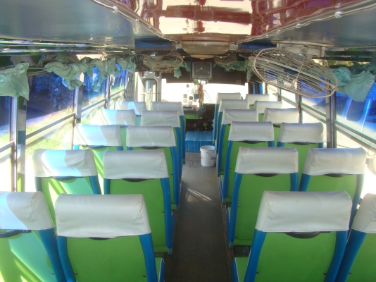 ฝากขายรถบัสรับส่งนักเรียน 7.50 เมตร