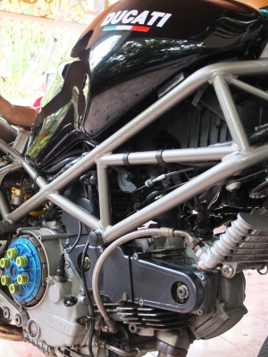 ขาย ducati m900sie หัวฉีด ปี2001 มีอินวอย์และเสียสรรพสามิต