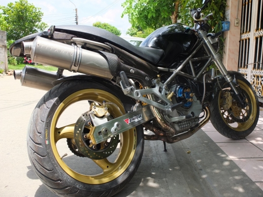ขาย ducati m900sie หัวฉีด ปี2001 มีอินวอย์และเสียสรรพสามิต