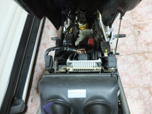 ขาย ducati m900sie หัวฉีด ปี2001 มีอินวอย์และเสียสรรพสามิต