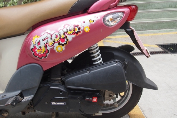 yamaha fiore สีชมพู 19000 บาท ปี2011 yamaha fiore สีชมพู 19000 บาท ปี2011