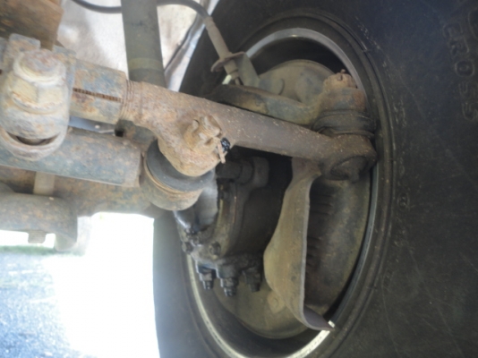 TOYOTA LN106 คานแข็งแท้ 4X4 ตัวนิยม เครื่อง 3L ปี 40 นำเข้าแท้แท้