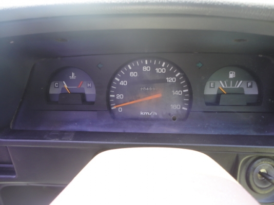 TOYOTA LN106 คานแข็งแท้ 4X4 ตัวนิยม เครื่อง 3L ปี 40 นำเข้าแท้แท้