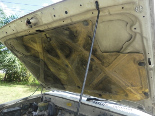 TOYOTA LN106 คานแข็งแท้ 4X4 ตัวนิยม เครื่อง 3L ปี 40 นำเข้าแท้แท้