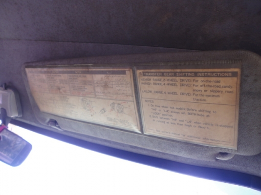 TOYOTA LN106 คานแข็งแท้ 4X4 ตัวนิยม เครื่อง 3L ปี 40 นำเข้าแท้แท้