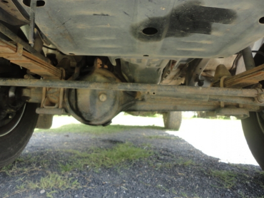 TOYOTA LN106 คานแข็งแท้ 4X4 ตัวนิยม เครื่อง 3L ปี 40 นำเข้าแท้แท้