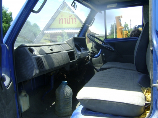 ขายรถ 6 ล้อ TOYOTA  DYNA BU82 ด่วน!