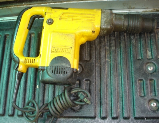 ขาย สกัดทำลาย Dewalt (ดีวอลท์)  รุ่น D-25830