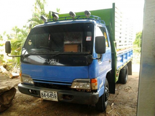 ***ขายแล้วครับขอบคุณ Truck2hand ขาย ขาย 6ล้อ ISUZU 130 โบ NPR71LY52A3 ห้างแท้ ปี46 ยูโร เครื่องเดิม4HG1 130โบ แห้งดีไม่เยิ้มแรง ช่วงล่างแน่น คัสซีสวย เดิมๆ ไม่ผุไม่บวม กระบะเหล็กทั้งลูก 4.30.คอกไม้สวยแข็งแรง ยางสวย10เส้น หัวดีภายในดีไม่ผุ พ.พาวเวอร์ แอร์