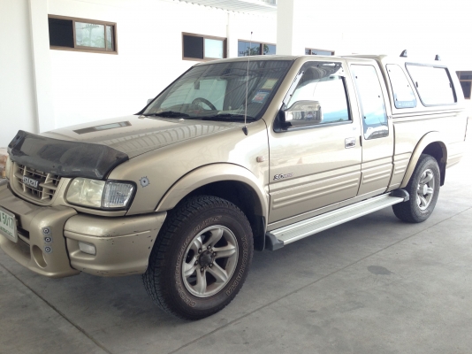 ISUZU - DRAGON POWER - RODEO LS 3.0 MT 4WD   ปี2001 สีบรอนซ์ทอง เกียร์ธรรมดา เครื่องดีเซล 3000cc