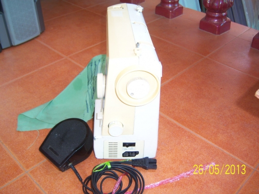 จักรเย็บผ้าไฟฟ้า  privieg super nutzstich Quik system