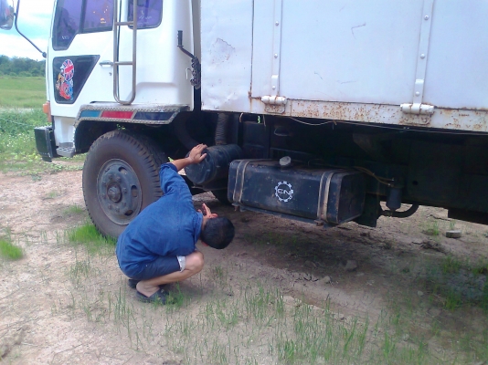 ขายด่วน รถสิบล้อ MITSUBISHI FN225K เครื่องดี คัสซีสวย เก๋งสวย ภายในสวย มีแอร์เย็นฉ่ำ รถสวยพร้อมใช้ มีทะเบียนครบ.