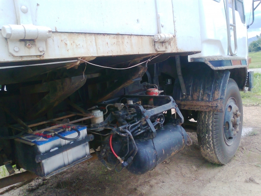 ขายด่วน รถสิบล้อ MITSUBISHI FN225K เครื่องดี คัสซีสวย เก๋งสวย ภายในสวย มีแอร์เย็นฉ่ำ รถสวยพร้อมใช้ มีทะเบียนครบ.