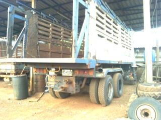 ขายรถบรรทุกสิบล้อดั๊มพ์ ISUZU 240 หัวขาวตัวแรก เครื่องเดิม เกียร์อิตั้น ดั๊มพ์เคซี ทะเบียนพร้อม
