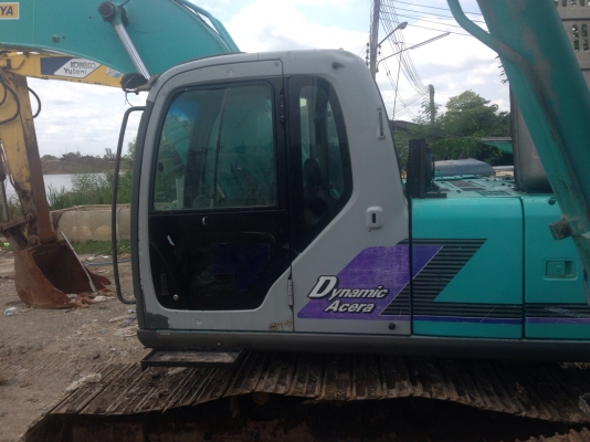 ขายแม๊กโครKOBELCO SK  200-YN07รถสวยพร้อมใช้เอกสารเล่มทะเบียนรถบ้านคับ