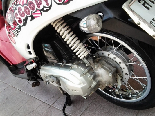 ขาย Scoopy-i หัวฉีดประหยัดน้ำมัน ราคาถูกๆสวยๆเดิมๆเลยครับ