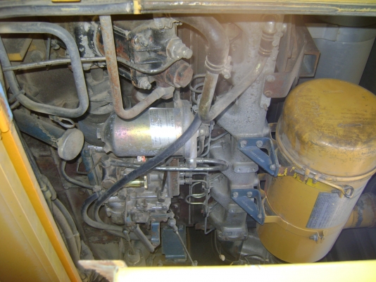 ขายรถตักล้อยาง TCM  850  ด่วน!