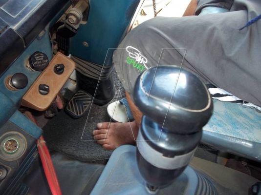 ขาย Rock 240 แรง สองเพลาดั๊ม / เกียร์ฟลูเลอร์ ( ยางใหม่แท้ 10 เส้น! )